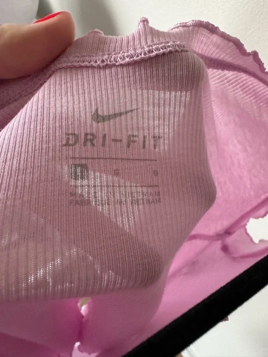 Nike Yoga Women's short sleeve ribbed T-shirt light pink scalloped NWT Large - Picture 4 of 8